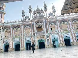 Allama Iqbal Open University Mandi Bahauddin Campus building front view